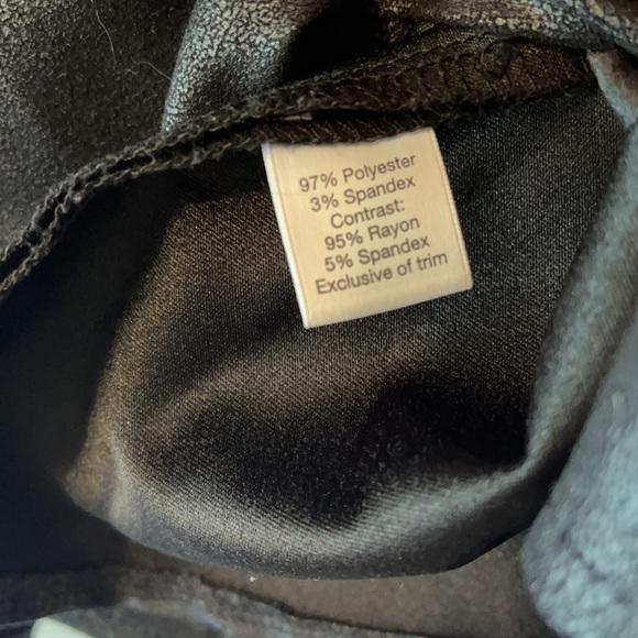 RED Saks Fifth Avenue Black Peplum Top. - Picture 5 of 5